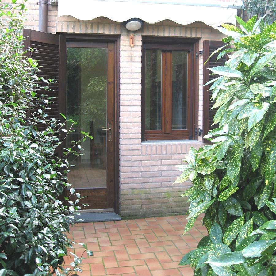 Residence Costamartino Вьесте Экстерьер фото